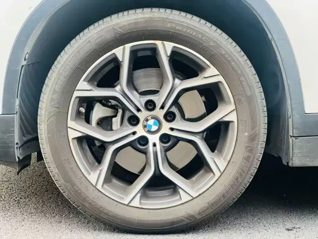 BMW X1 — Фото автомобиля 7