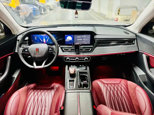 Hongqi HS5 — Фото автомобиля 9