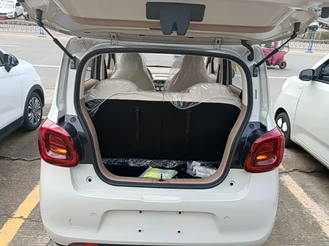 Wuling Hongguang Mini EV — Фото автомобиля 18