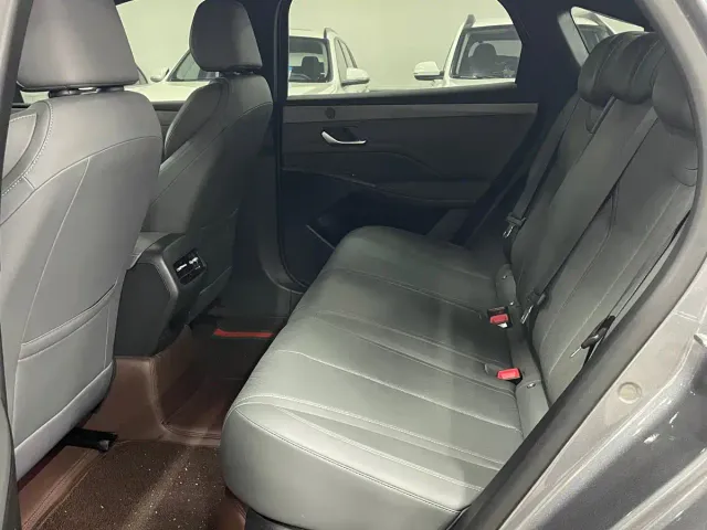 BYD Qin PLUS — Фото автомобиля 10