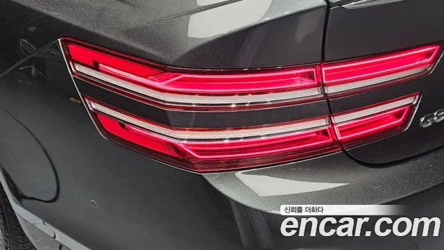 Genesis G80 RG3 — Фото автомобиля 8