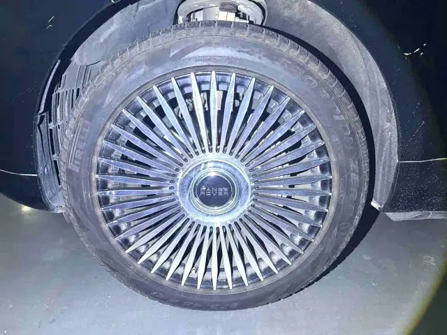 Land Rover Range Rover Sport — Фото автомобиля 10