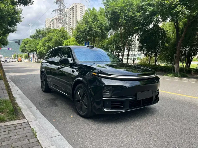 Li Auto L7 — Фото автомобиля 3