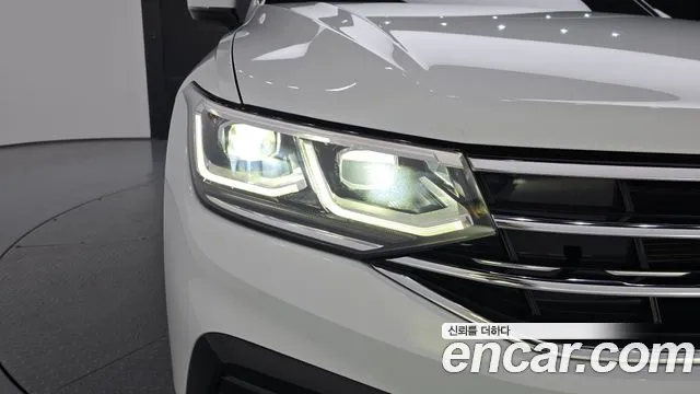 Volkswagen Tiguan — Фото автомобиля 7