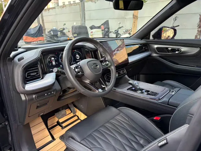 GAC Trumpchi GS8 — Фото автомобиля 10