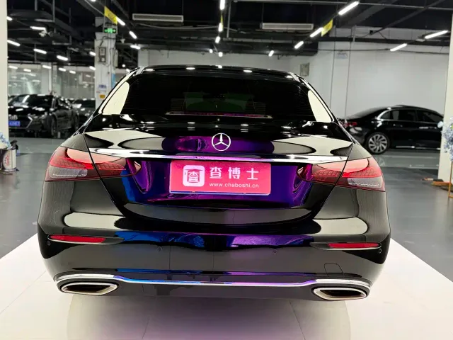 Mercedes-Benz E-Class — Фото автомобиля 10