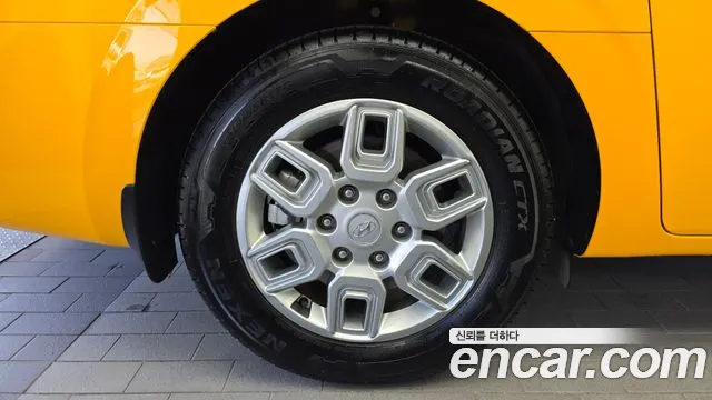 Hyundai Staria Staria — Фото автомобиля 5