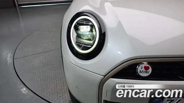 MINI Cooper 4th Gen — Фото автомобиля 7