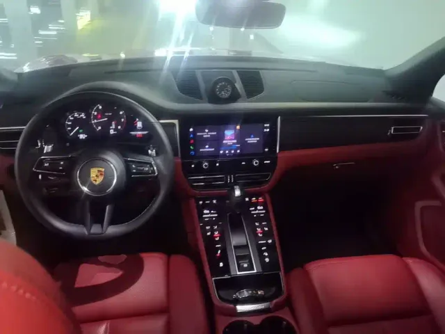 Porsche Macan — Фото автомобиля 9