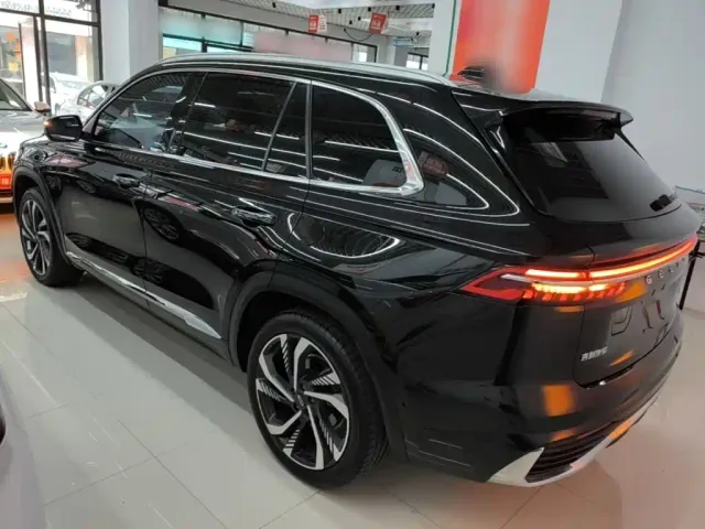 Geely Xingyue L — Фото автомобиля 4