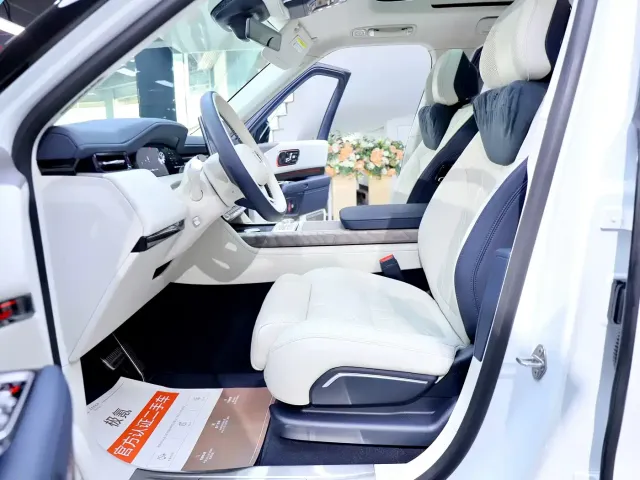 ZEEKR Zeekr 9X 2025 model Ultra Edition 70kWh — Фото автомобиля 16