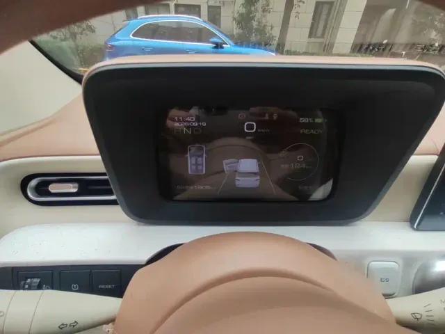Wuling Hongguang Mini EV — Фото автомобиля 7