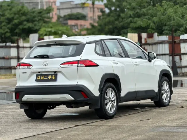 Toyota Corolla Cross — Фото автомобиля 20