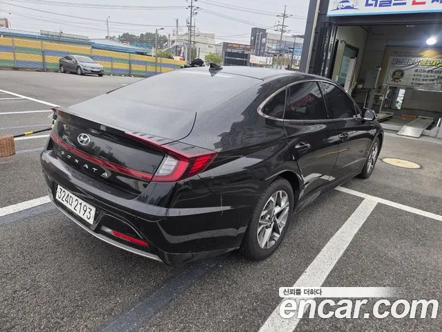 Hyundai Sonata — Фото автомобиля 4
