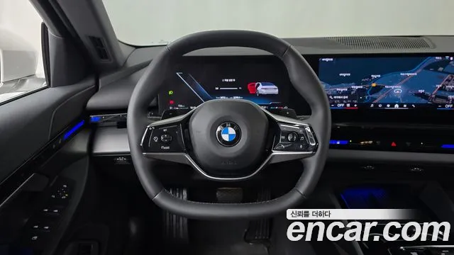 BMW 5 Series G60 — Фото автомобиля 13
