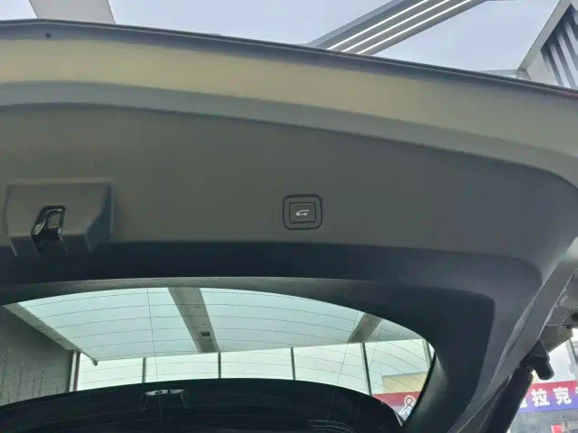 Cadillac XT5 — Фото автомобиля 20