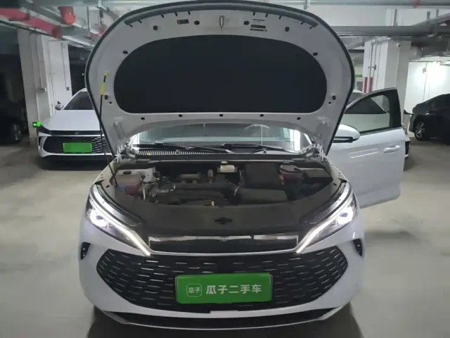 BYD Qin L — Фото автомобиля 10