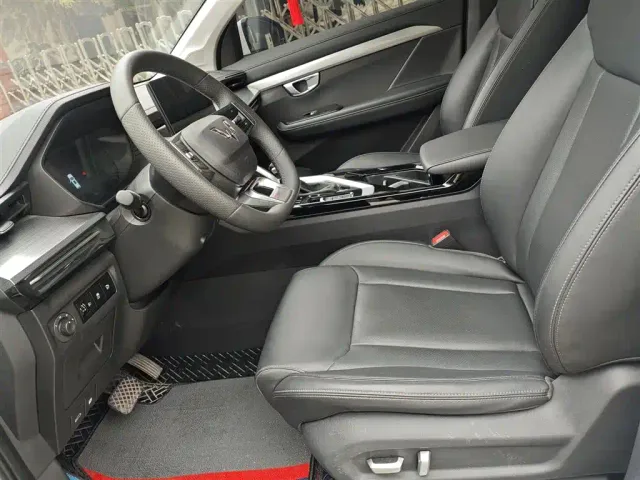 Wuling Asta — Фото автомобиля 12