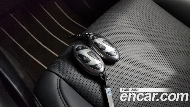 Hyundai Santafe Santa Fe (MX5) Бензин 2.5T 2WD — Фото автомобиля 10