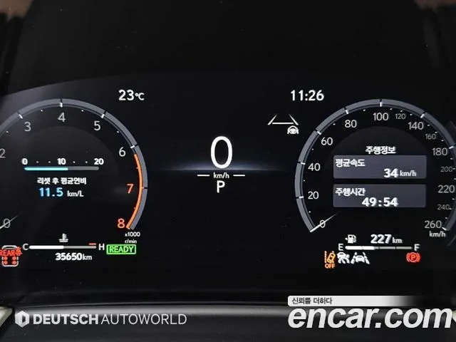 Lexus LM — Фото автомобиля 8