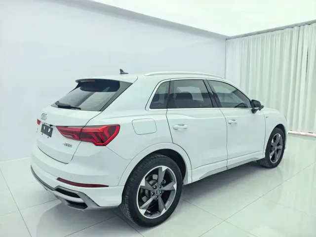 Audi Q3 — Фото автомобиля 6