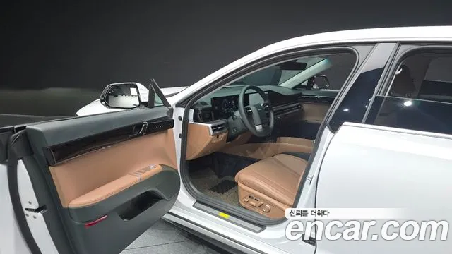 Hyundai Grandeur GN7 — Фото автомобиля 15