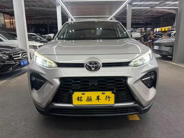 Toyota Wildlander — Фото автомобиля 2