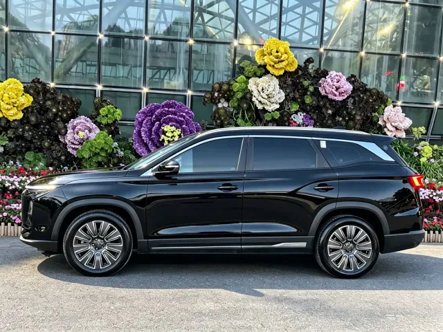 Jetour X90 Pro — Фото автомобиля 3