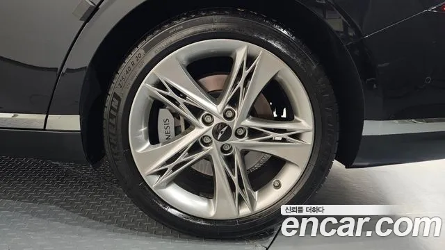 Genesis G90 Бензин 3.5 Turbo 2WD — Фото автомобиля 20