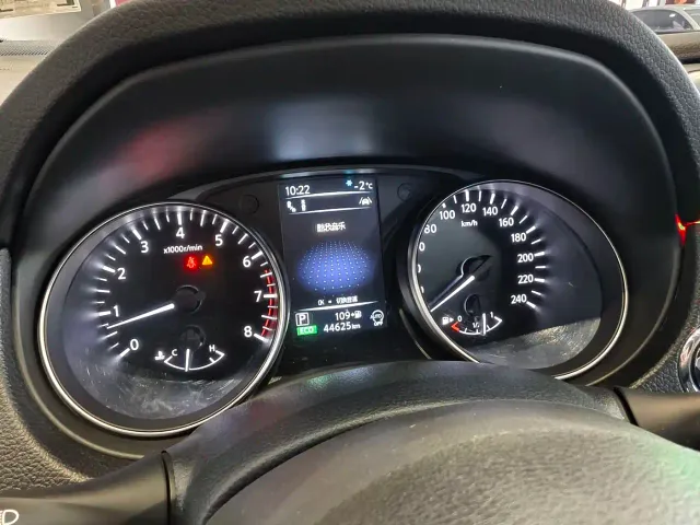 Nissan Qashqai — Фото автомобиля 10