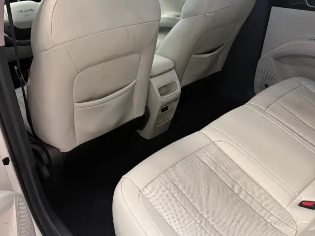 Geely Starry Wish — Фото автомобиля 6