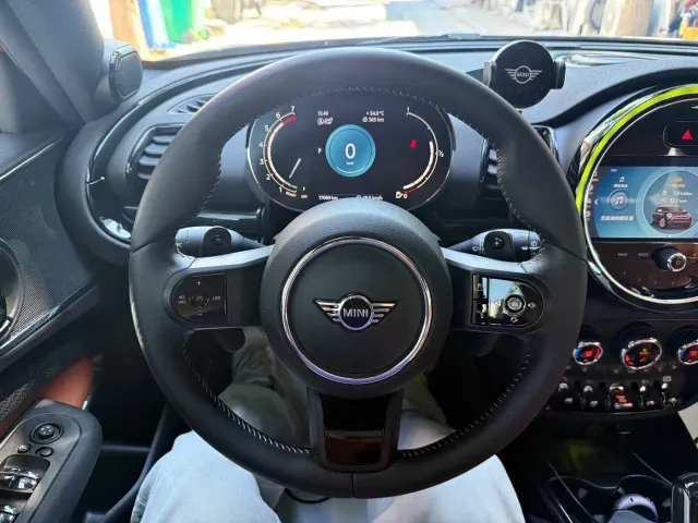 MINI Clubman — Фото автомобиля 16