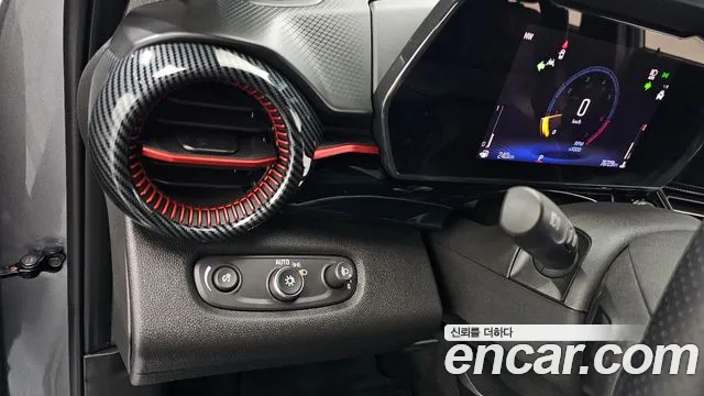 ChevroletGMDaewoo Trax Trax Кроссовер — Фото автомобиля 18