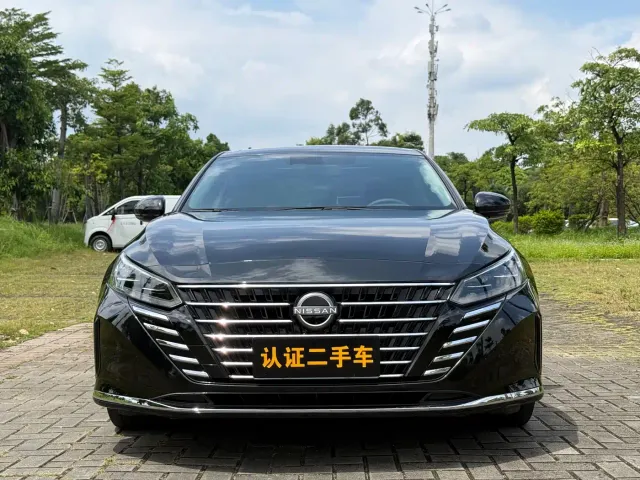Nissan Teana — Фото автомобиля 2