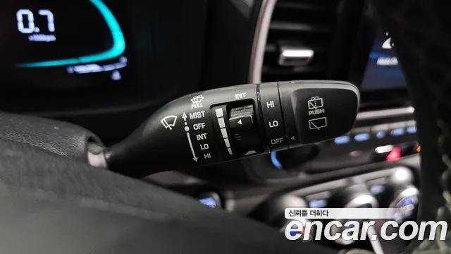 Hyundai Venue — Фото автомобиля 27