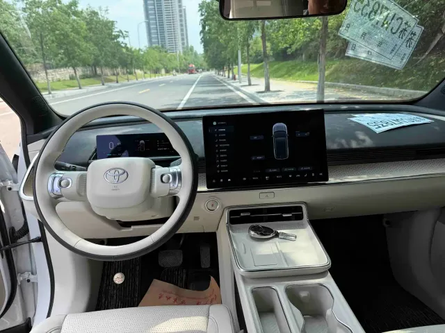 Toyota BoZhi 3X — Фото автомобиля 4