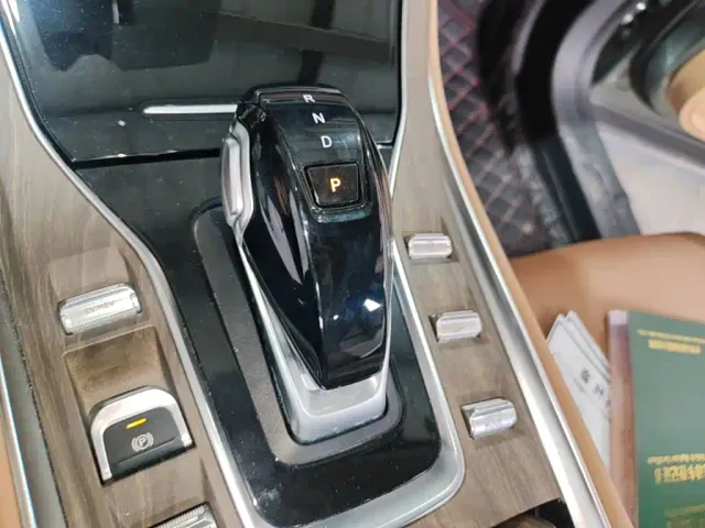 Landian E5 — Фото автомобиля 13
