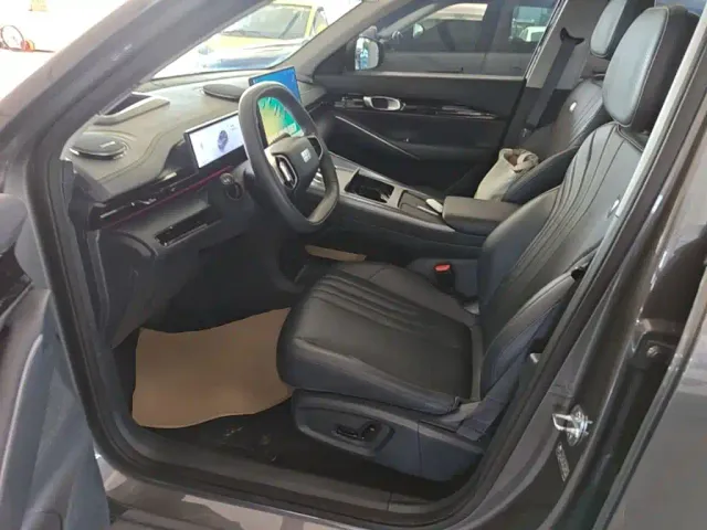 Geely Galaxy E5 — Фото автомобиля 14