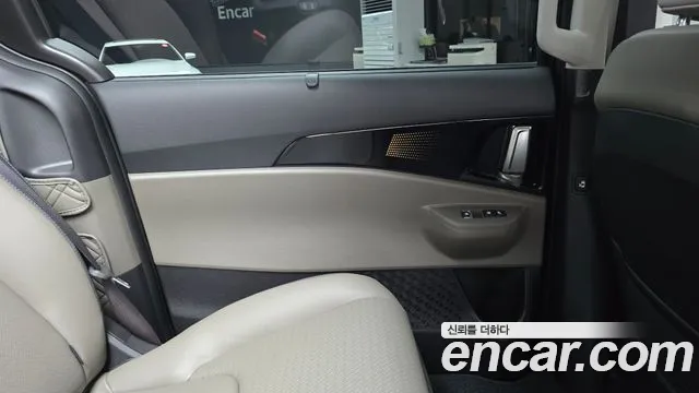 Kia Carnival 4th Gen — Фото автомобиля 14