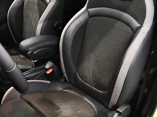 MINI John Cooper Works — Фото автомобиля 12