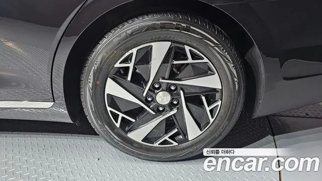 Hyundai Grandeur — Фото автомобиля 20