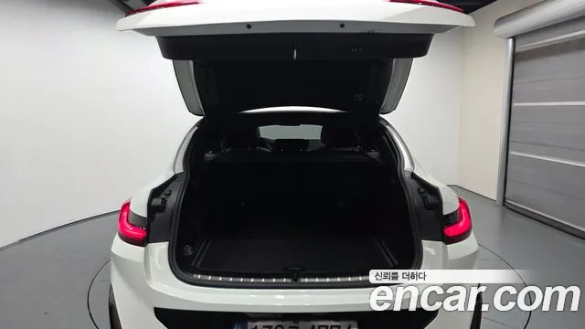 BMW X4 xDrive20i M Sport — Фото автомобиля 20