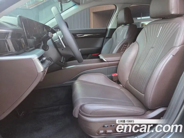 Hyundai Grandeur GN7 — Фото автомобиля 9