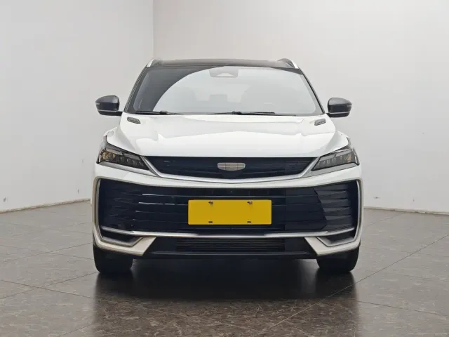 Geely Binyue — Фото автомобиля 5