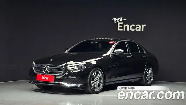 Фотография автомобиля — Mercedes-Benz E-Class W213