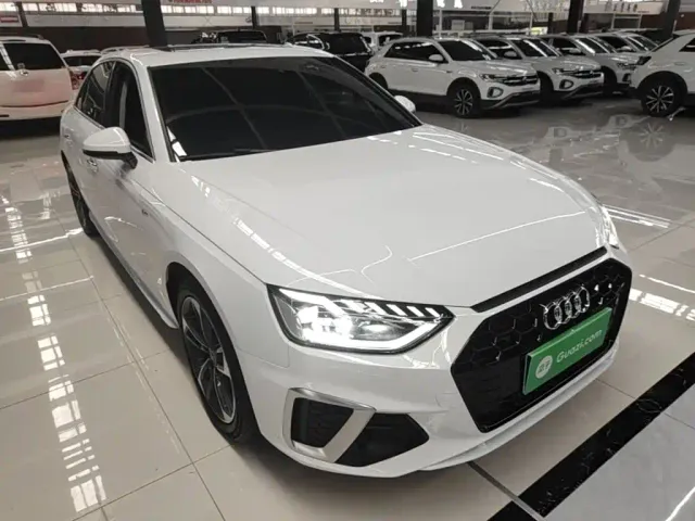 Audi A4L — Фото автомобиля 3
