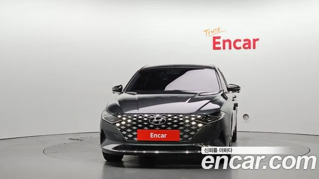 Hyundai Grandeur Новый Grandeur IG — Фото автомобиля 3