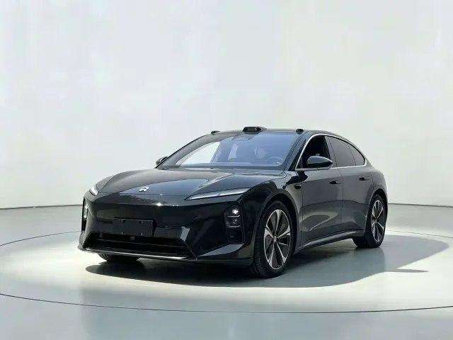 Фотография автомобиля — Nio ET5 Touring