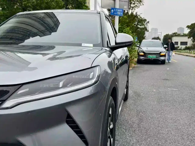BYD Yuan UP — Фото автомобиля 16