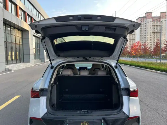 BYD Yuan PLUS — Фото автомобиля 15